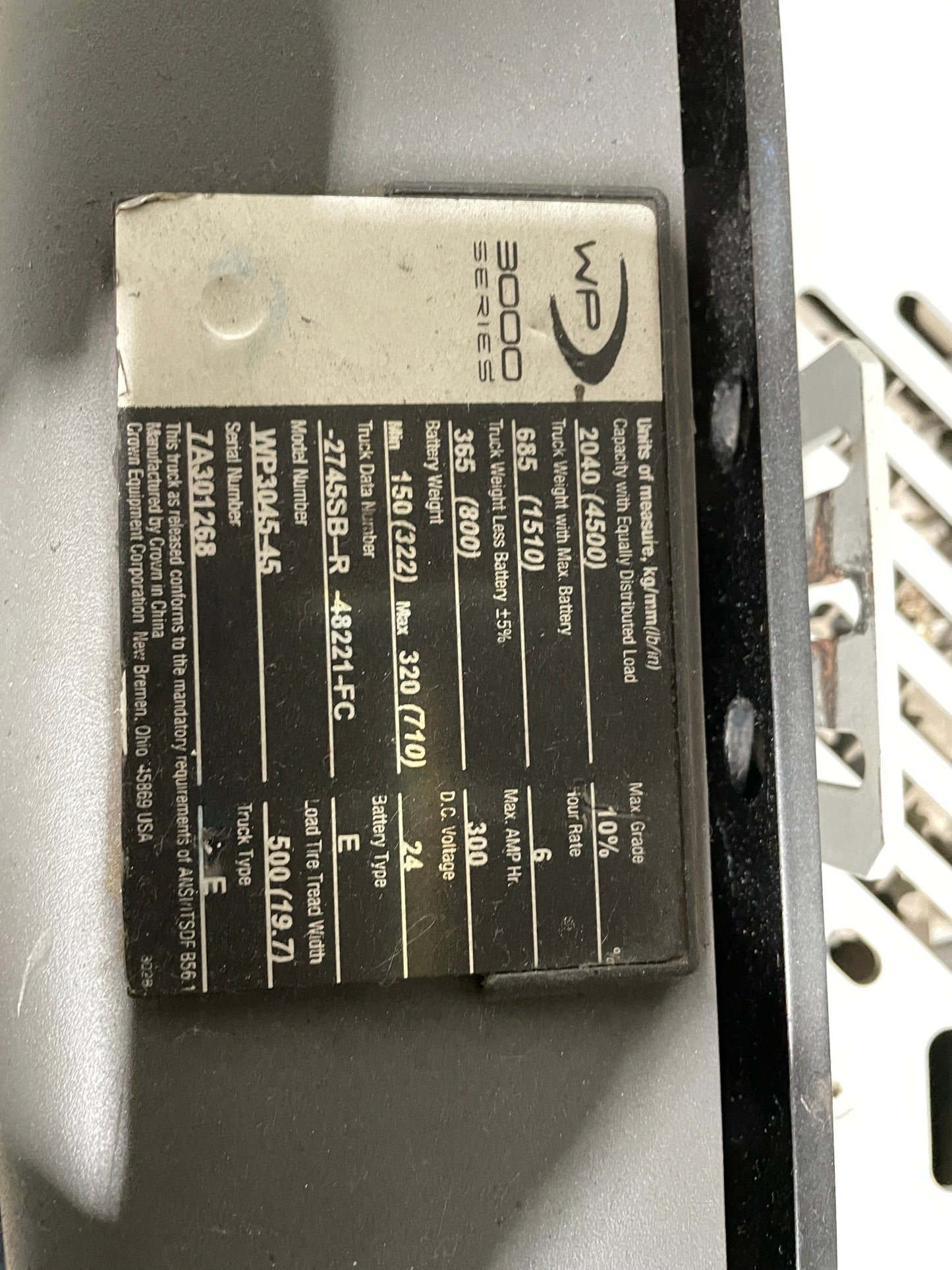 Electric Pallet Jack 4,500 Lb Capacity Standard 27" x 48" Forks